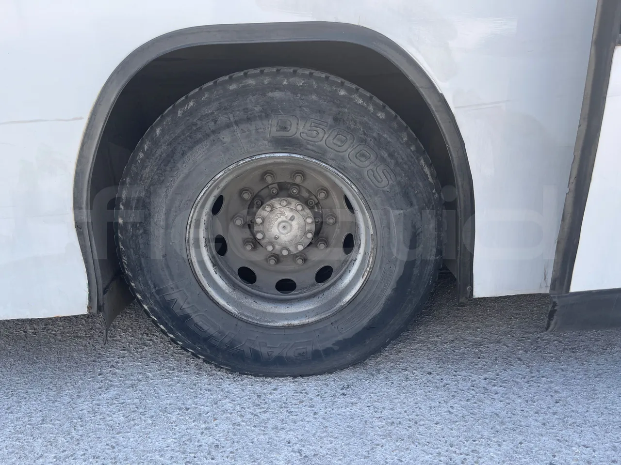 Man Lion's City T A78 - EUR4 - 191kW - 11.857m - rear left tire photo