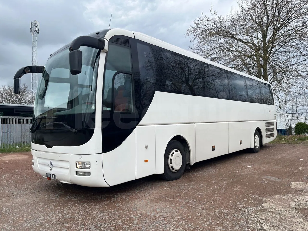 Man Lion's Coach R07 - Euro5 - 294kW - 12mt - 3/4 front left