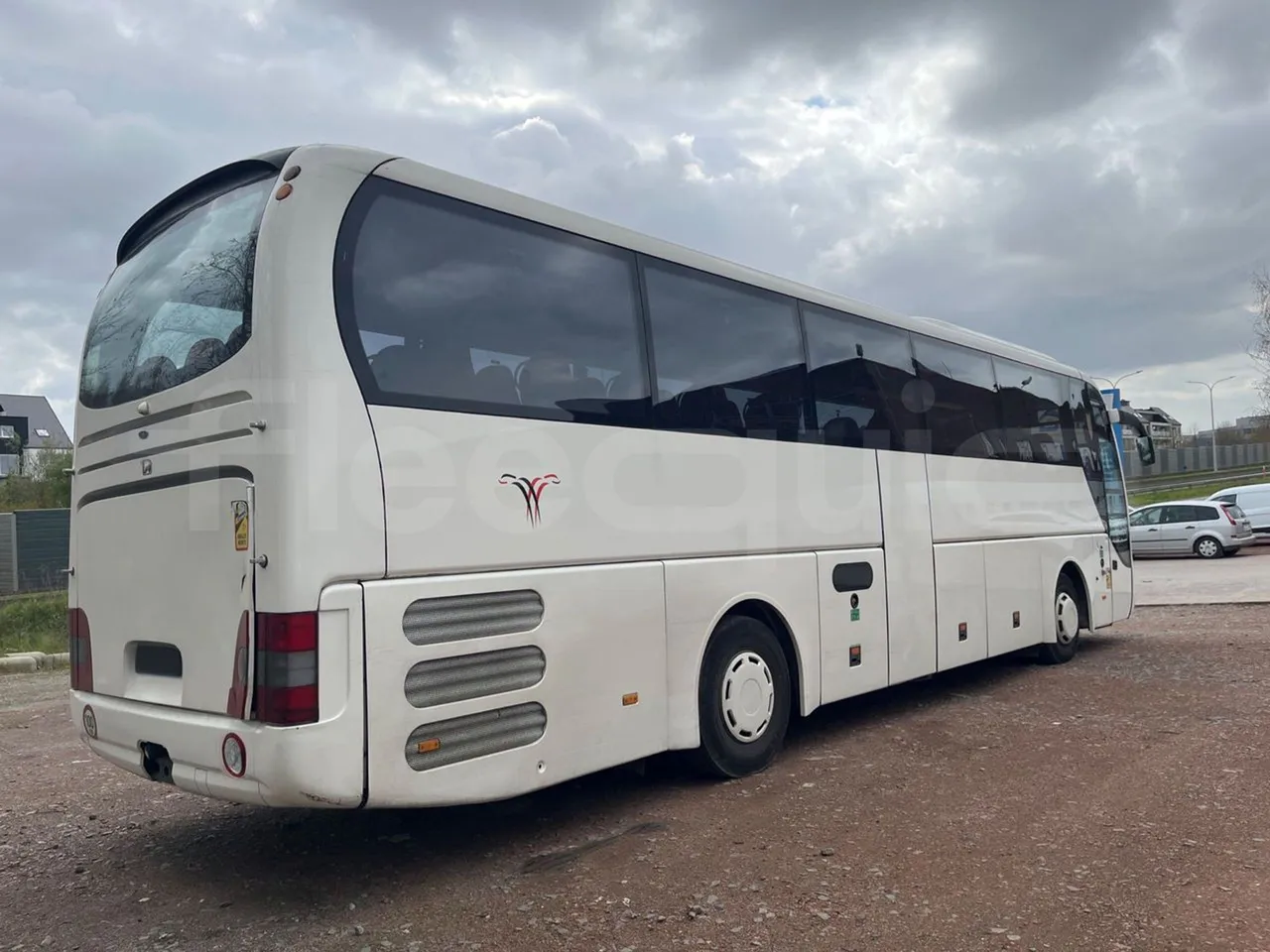 Man Lion's Coach R07 - Euro5 - 294kW - 12mt - 3/4 front right doors
