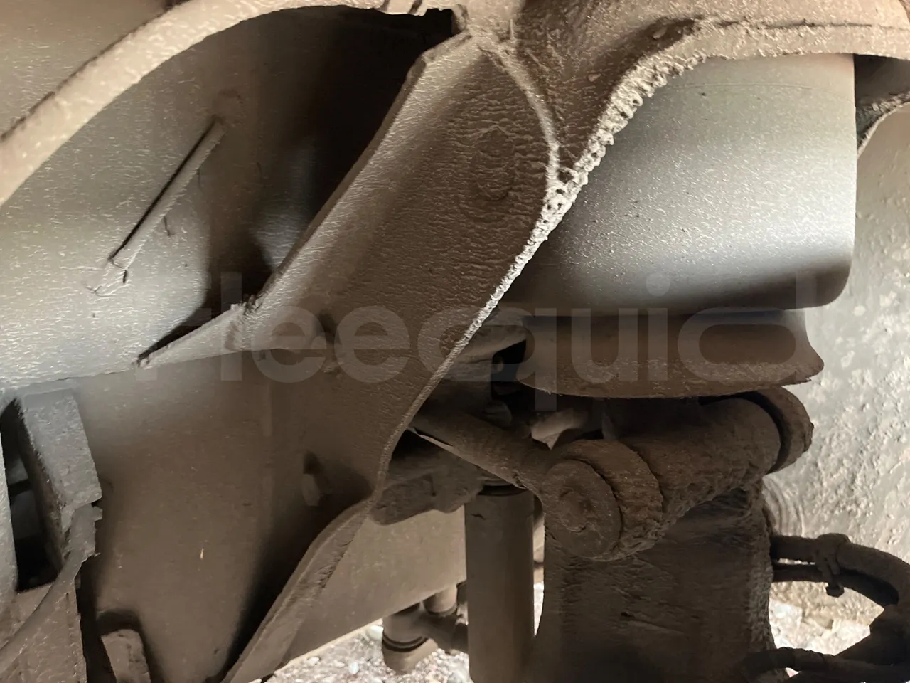 Man Lion's Coach R07 - Euro5 - 294kW - 12mt - front discs right