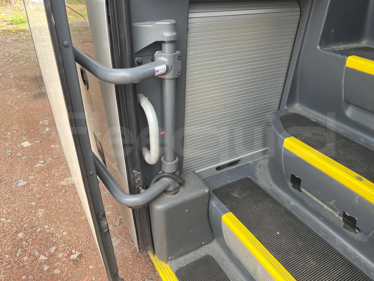 Man Lion's Coach R07 - Euro5 - 294kW - 12mt - handrails photo