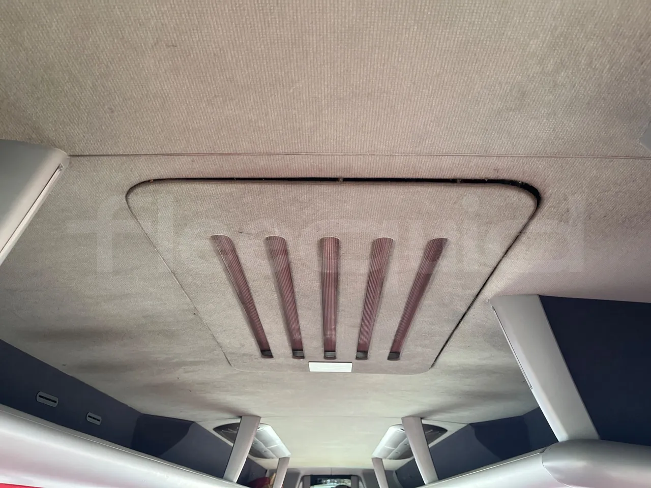 Man Lion's Coach R07 - Euro5 - 294kW - 12mt - roof hatch 2