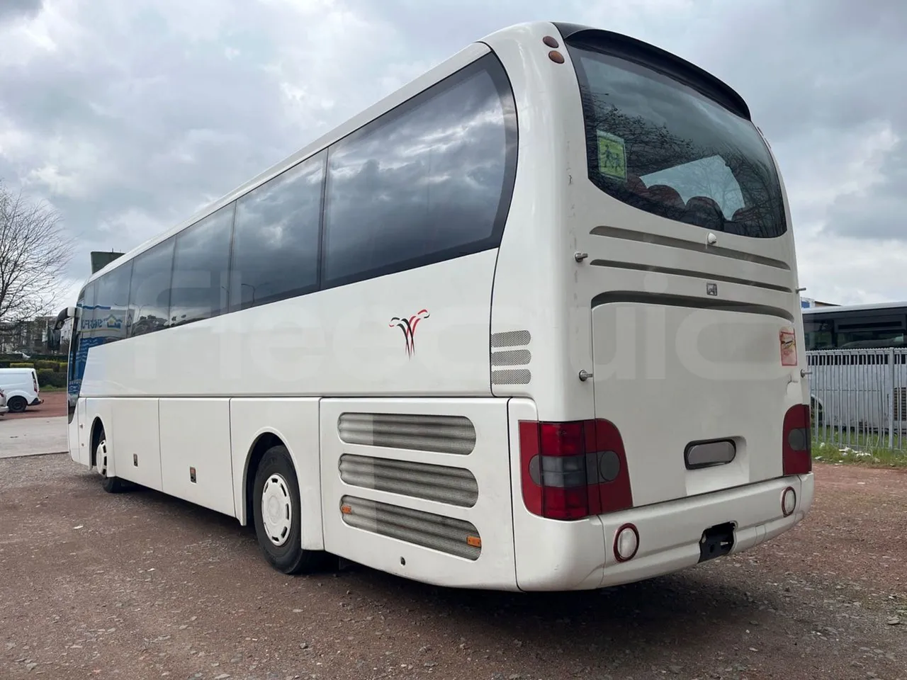 Man Lion's Coach R07 - Euro5 - 294kW - 12mt - left side photo