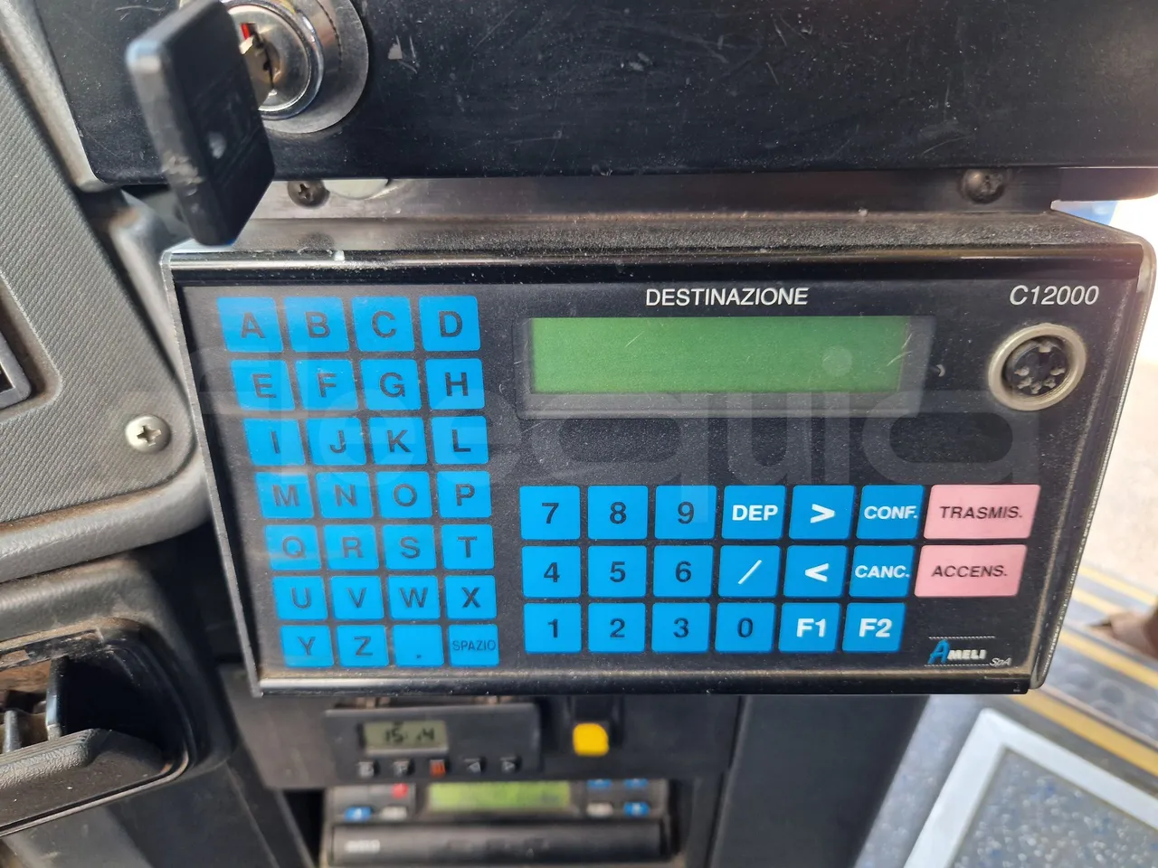 Setra S315 UL-EUR3-12m-185Kw - radio accessories photo