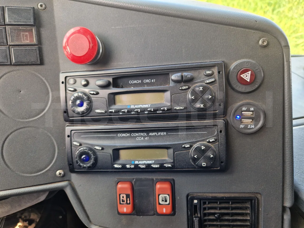 Setra S315 UL-EUR3-12m-185Kw - onboard devices 1