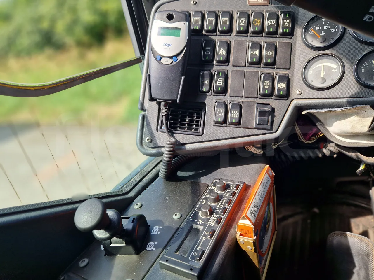 Setra S315 UL-EUR3-12m-185Kw - onboard devices 2