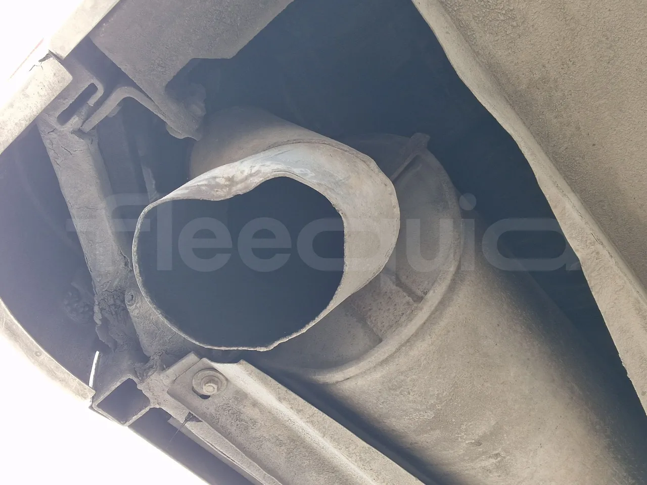 Setra S315 UL-EUR3-12m-185Kw - exhaust photo