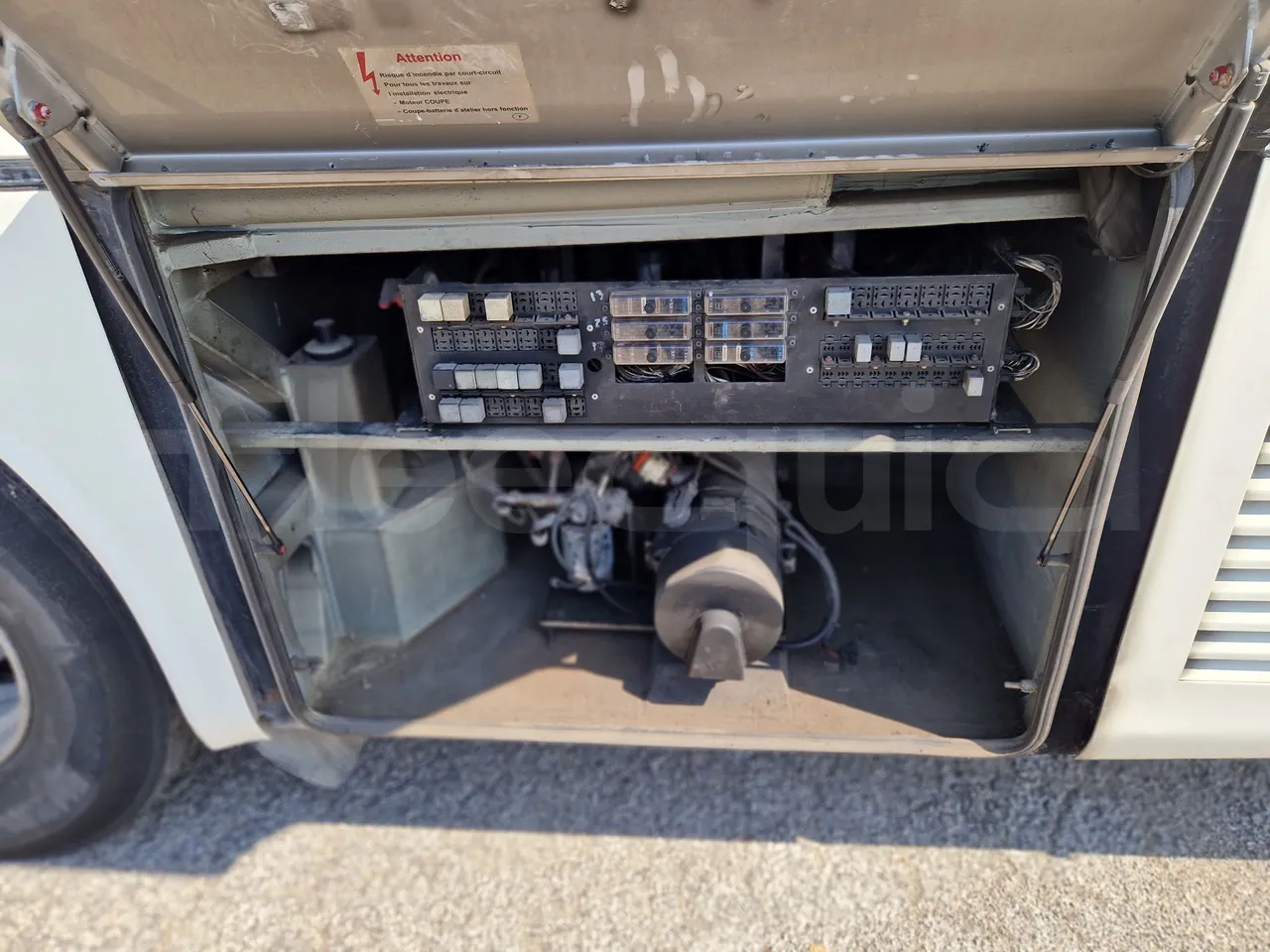Setra S315 UL-EUR3-12m-185Kw - external compartments photo