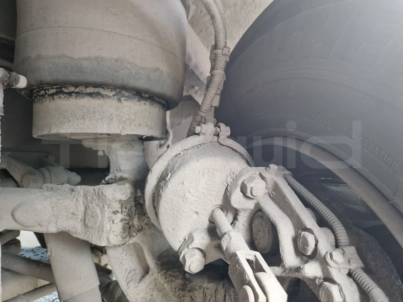 Setra S315 UL-EUR3-12m-185Kw - front brake calipers left