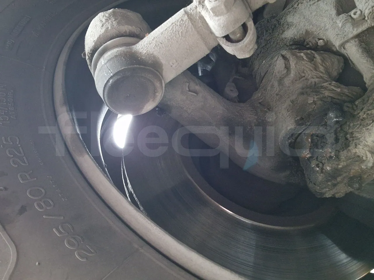 Setra S315 UL-EUR3-12m-185Kw - front discs left
