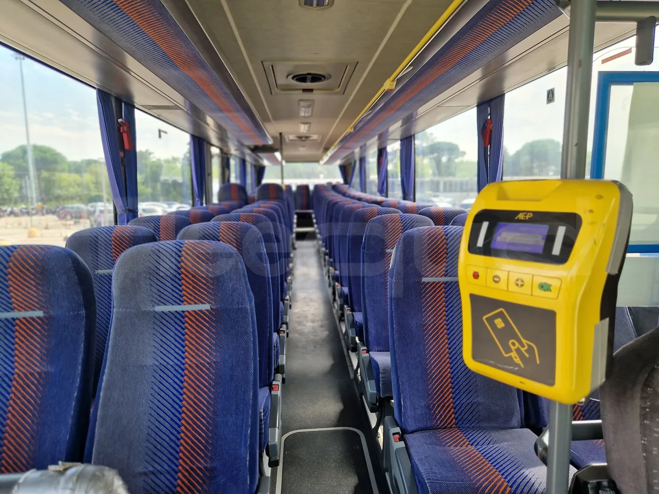 Setra S315 UL-EUR3-12m-185Kw - interior reverse seats driver height (mandatory for bus to scrap)