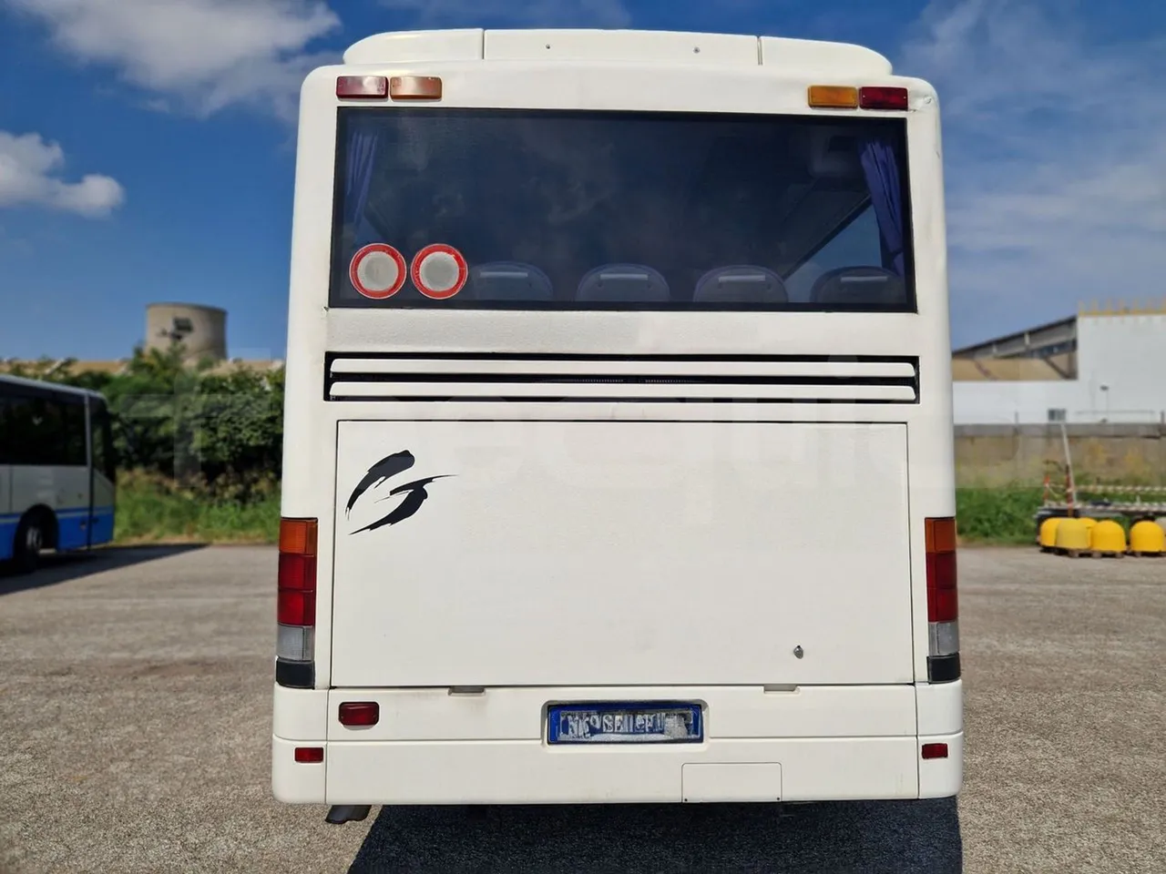 Setra S315 UL-EUR3-12m-185Kw - rear hatch closed