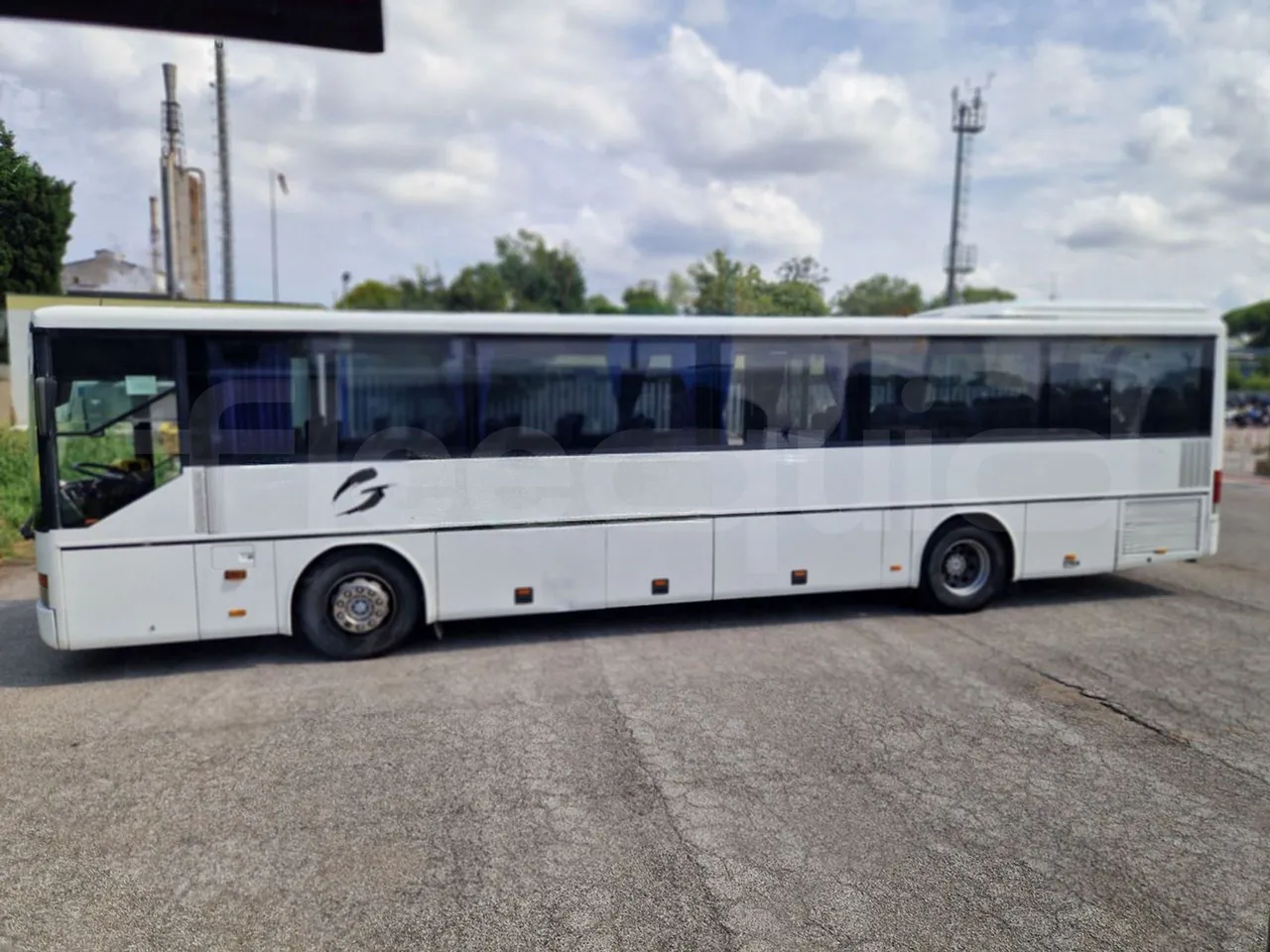 Setra S315 UL-EUR3-12m-185Kw - left side photo