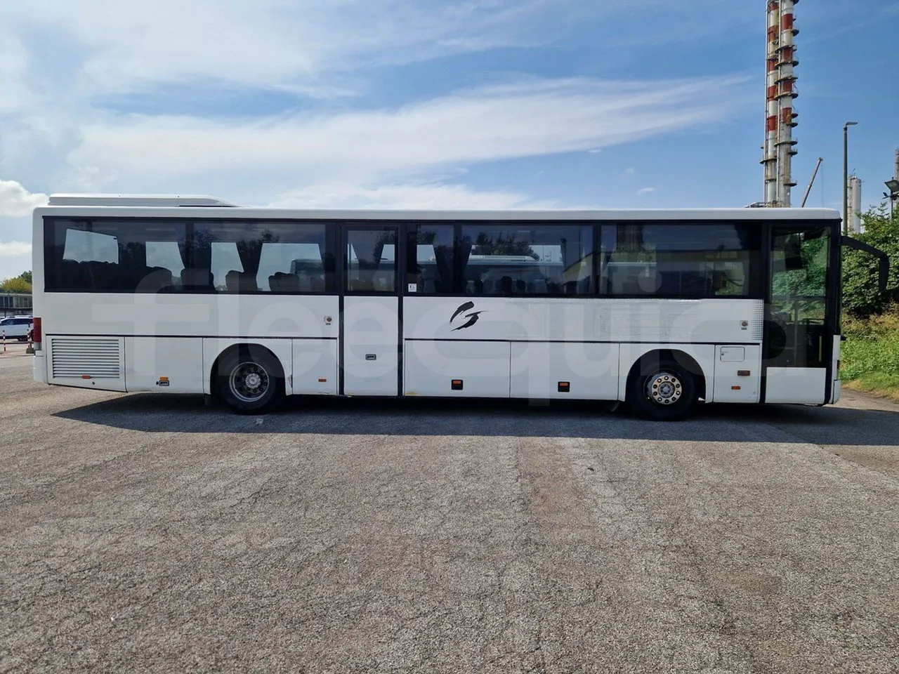 Setra S315 UL-EUR3-12m-185Kw - right side doors closed