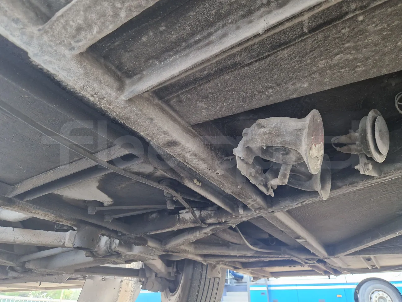 Setra S315 UL-EUR3-12m-185Kw - front axle central