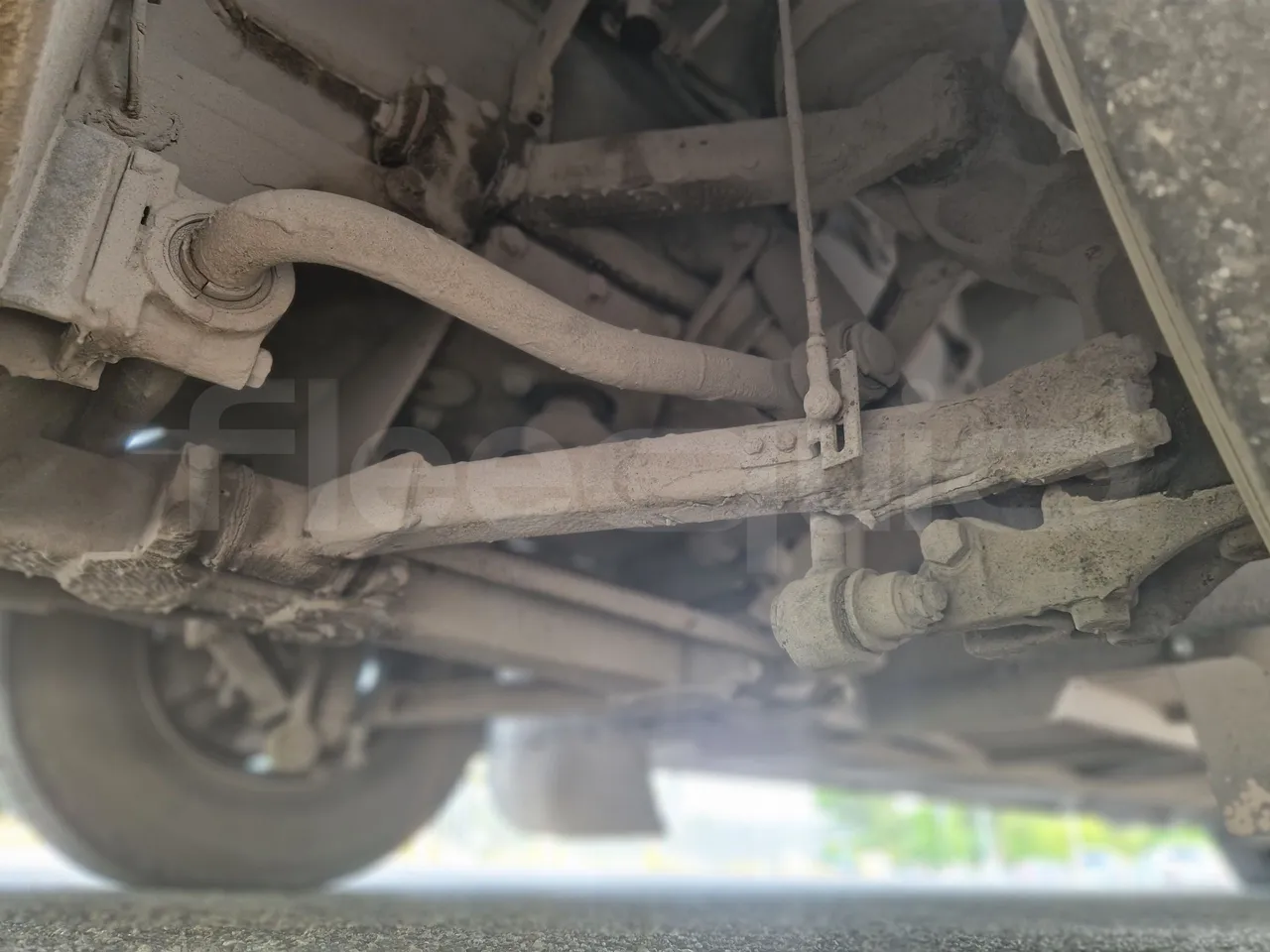 Setra S315 UL-EUR3-12m-185Kw - front axle left side