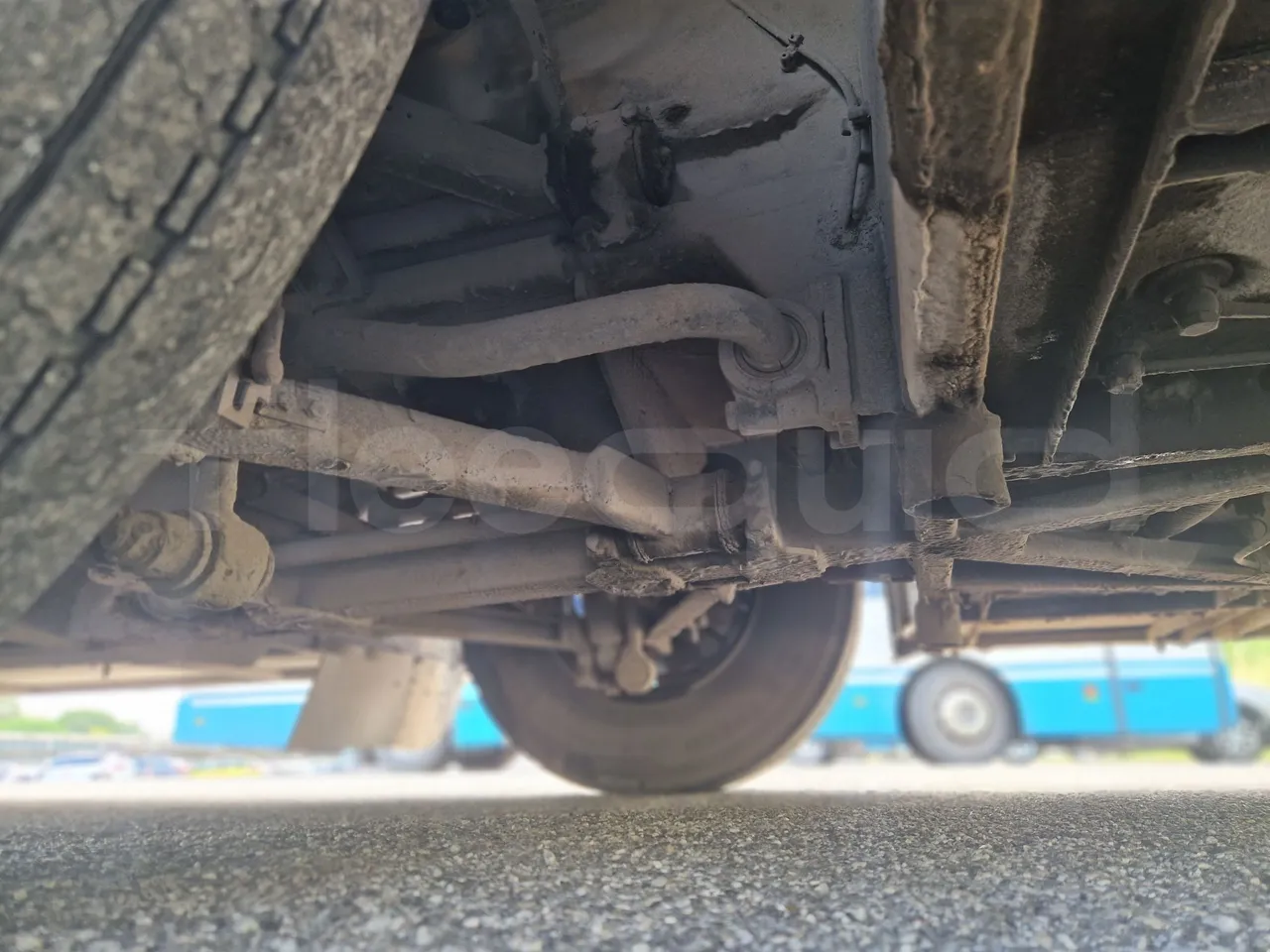 Setra S315 UL-EUR3-12m-185Kw - front axle right side