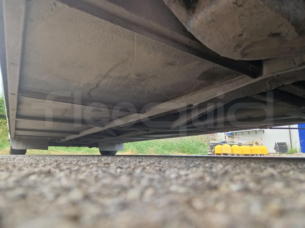 Setra S315 UL-EUR3-12m-185Kw - central undercarriage photo