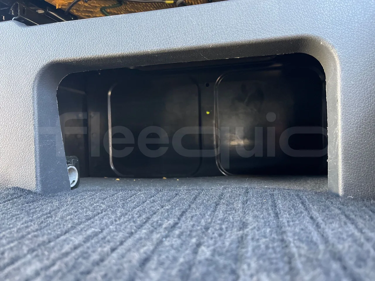 Mercedes-Benz Viano 639/2 - EUR5 - 120kW - 4.993m - jack and driver keys