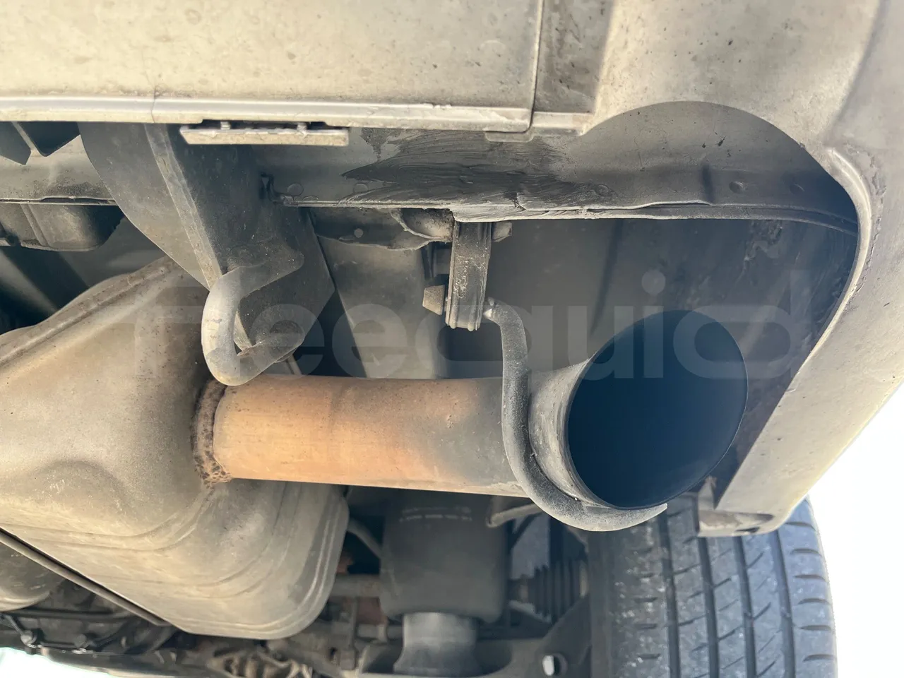 Mercedes-Benz Viano 639/2 - EUR5 - 120kW - 4.993m - exhaust photo