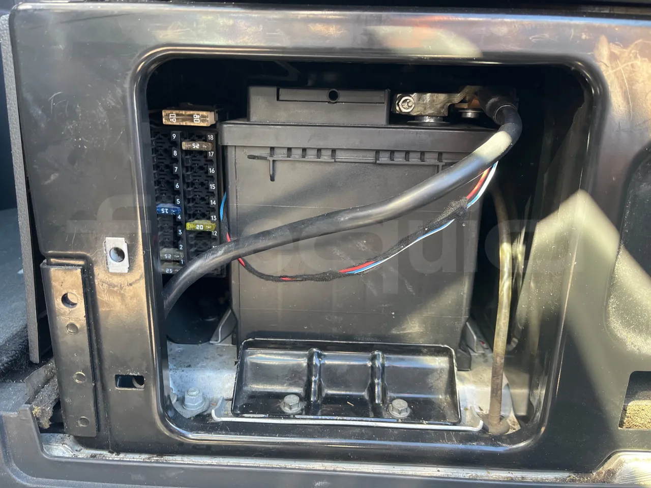 Mercedes-Benz Viano 639/2 - EUR5 - 120kW - 4.993m - external compartments photo