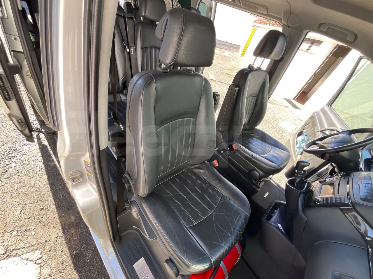 Mercedes-Benz Viano 639/2 - EUR5 - 120kW - 4.993m - hostess seat photo