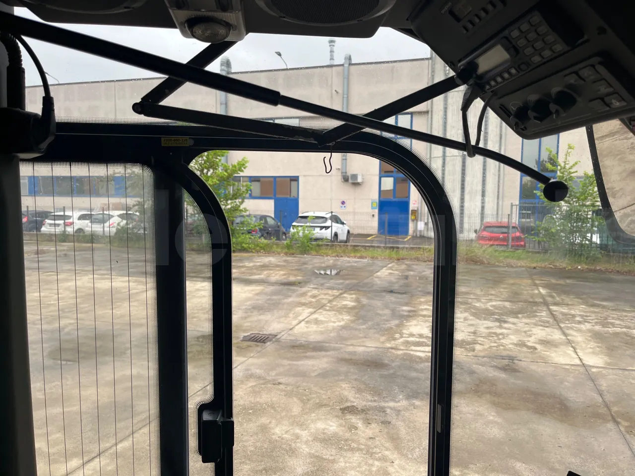 Solaris Urbino 12 - Euro6 - 240kW - 12mt - driver microphone accessories photo