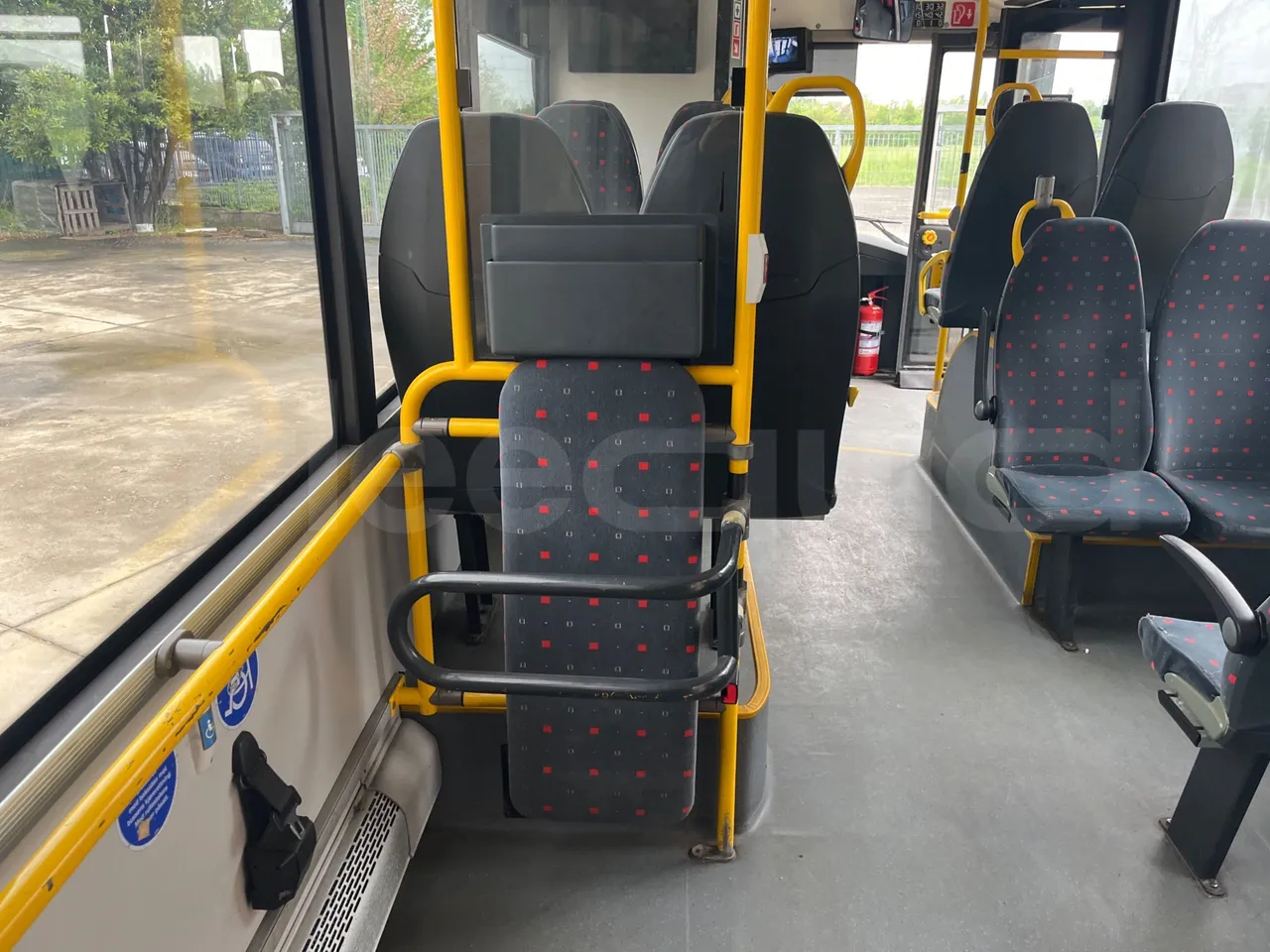 Solaris Urbino 12 - Euro6 - 240kW - 12mt - single seat detail
