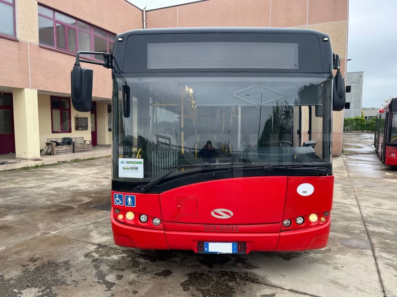 Solaris Urbino 12 - Euro6 - 240kW - 12mt - front photo