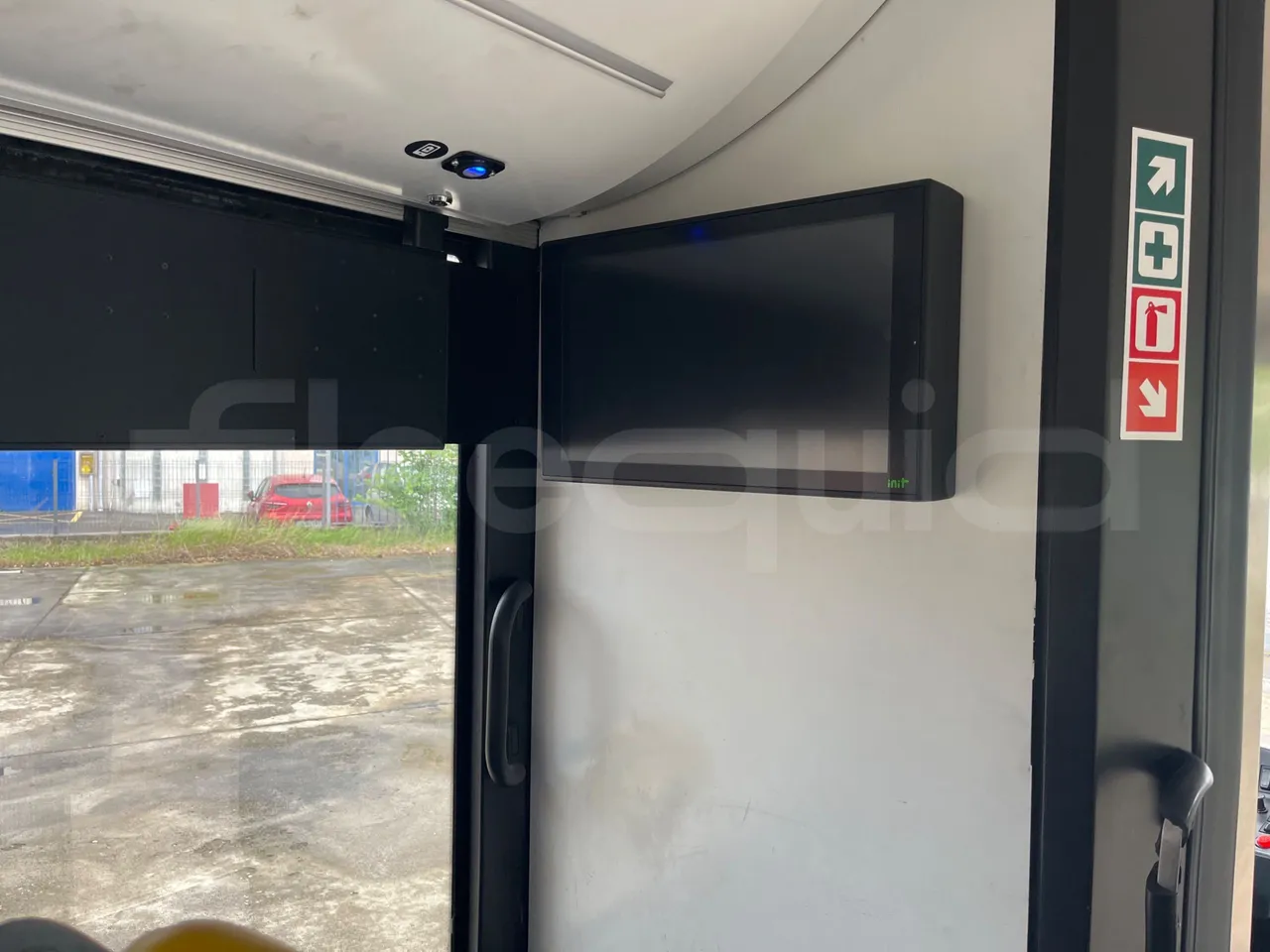 Solaris Urbino 12 - Euro6 - 240kW - 12mt - monitor detail photo