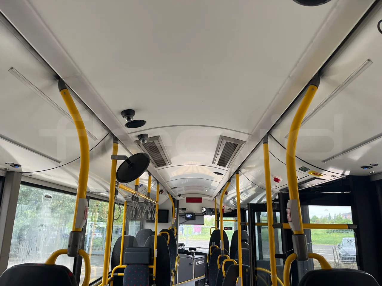 Solaris Urbino 12 - Euro6 - 240kW - 12mt - overhead compartments photo