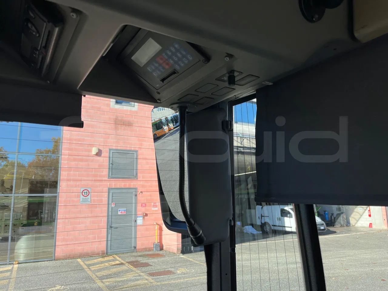 Mercedes-Benz O 530 G- 3P - Euro5 - 260kW - 17.940mt - driver microphone accessories photo