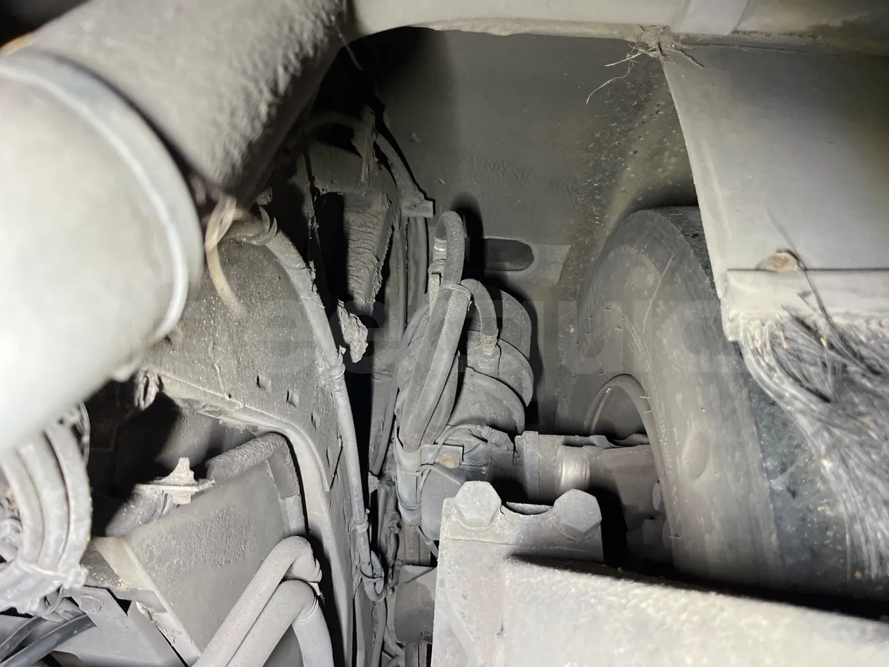 Mercedes-Benz O 530 G- 3P - Euro5 - 260kW - 17.940mt - axle 2 caliper brakes right