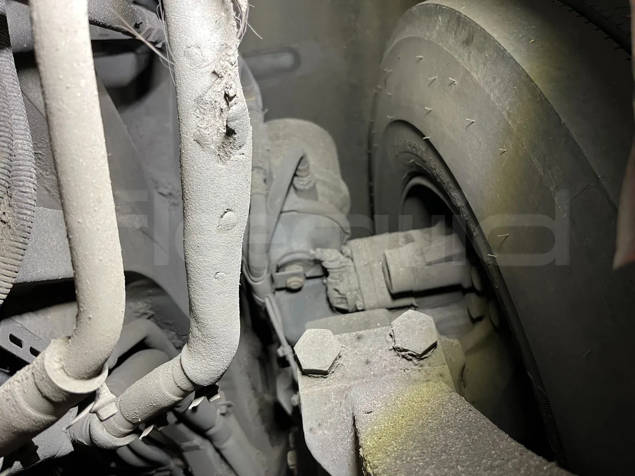 Mercedes-Benz O 530 G- 3P - Euro5 - 260kW - 17.940mt - axel 3 caliper brakes right