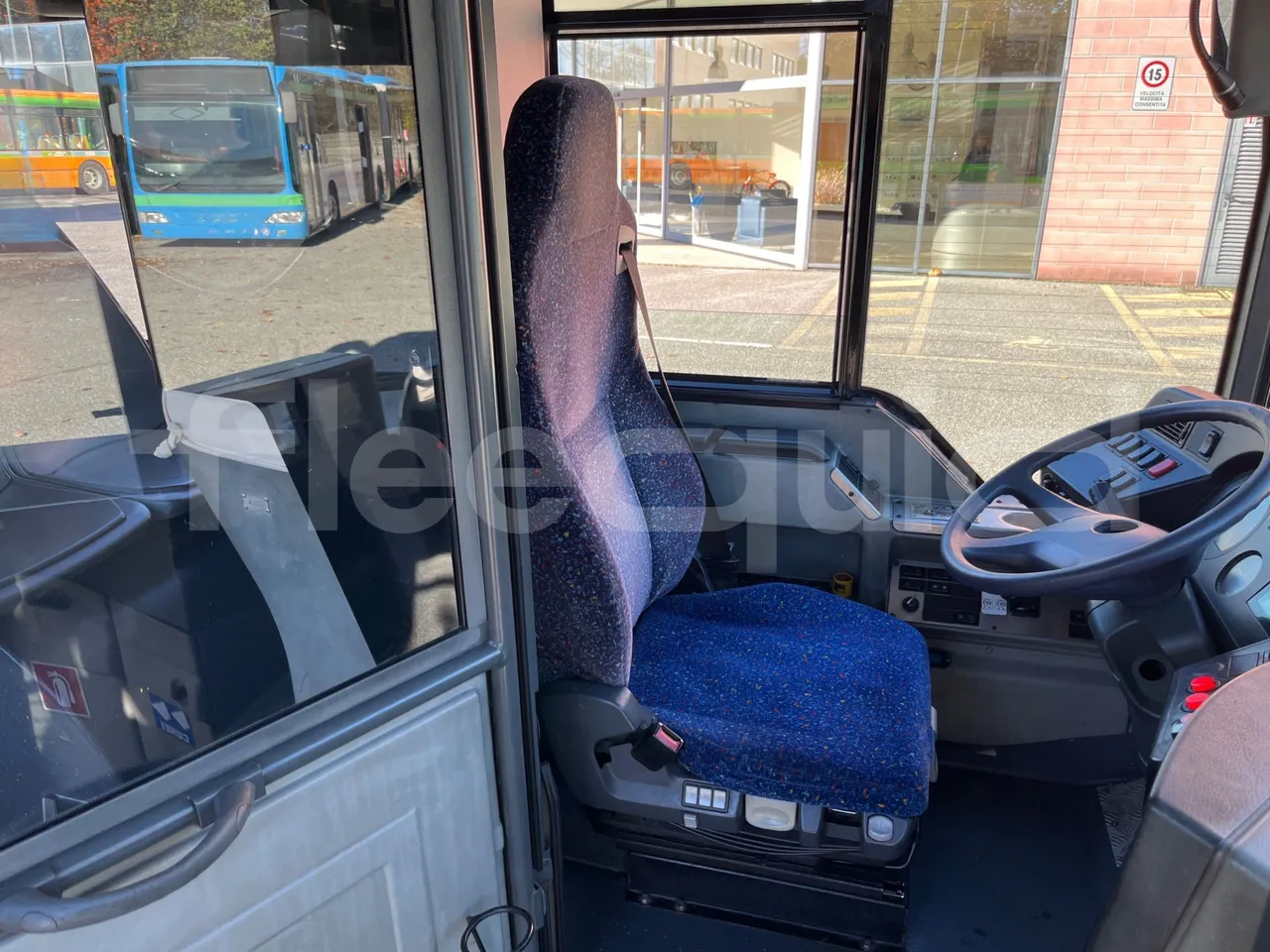 Mercedes-Benz O 530 G- 3P - Euro5 - 260kW - 17.940mt - driver's seat photo