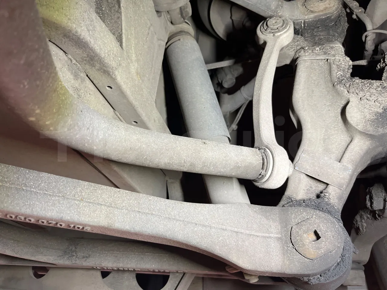 Mercedes-Benz O 530 G- 3P - Euro5 - 260kW - 17.940mt - front shock absorbers right