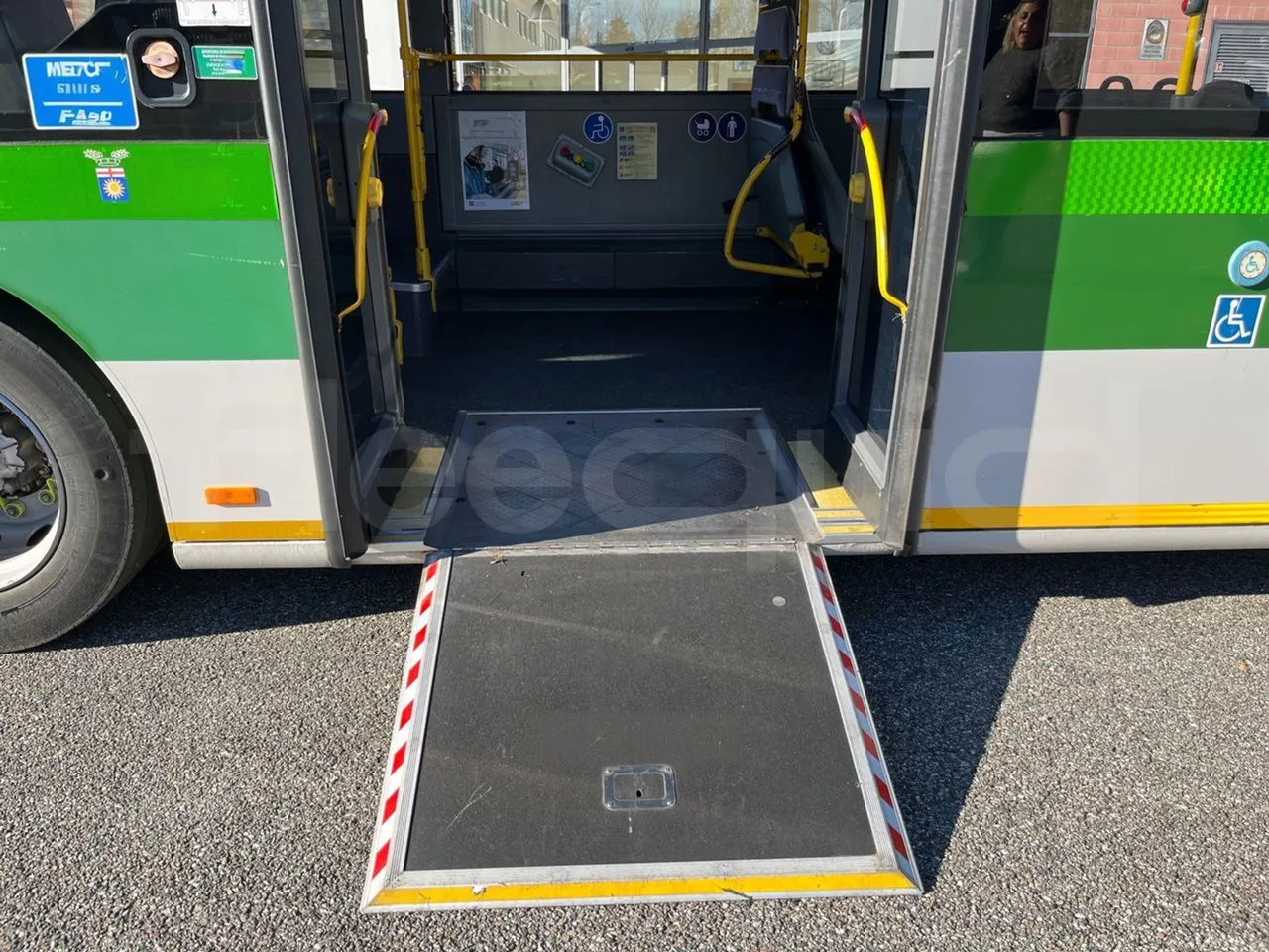 Mercedes-Benz O 530 G- 3P - Euro5 - 260kW - 17.940mt - platform open photo