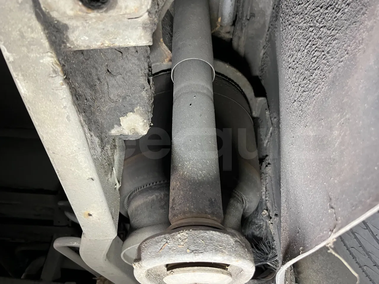 Mercedes-Benz O 530 G- 3P - Euro5 - 260kW - 17.940mt - axel 3 shock absorbers 2 right