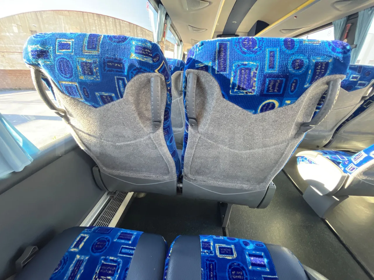 Irizar Scania K310IB4X2 - EUR4 - 228kW - 12.320m - mesh detail photo