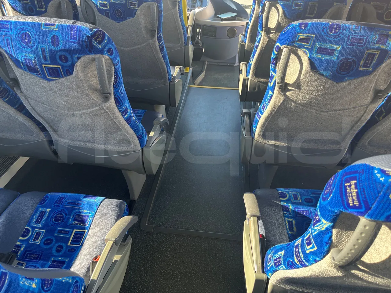 Irizar Scania K310IB4X2 - EUR4 - 228kW - 12.320m - floor hatches photo