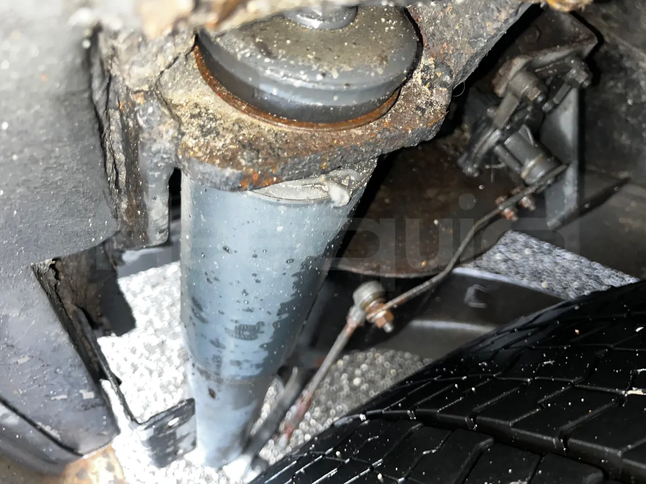 Heuliez GX127 GX 127 - Euro 5 - 194 kW - 10.645 mt - axel 2 air springs 1 right