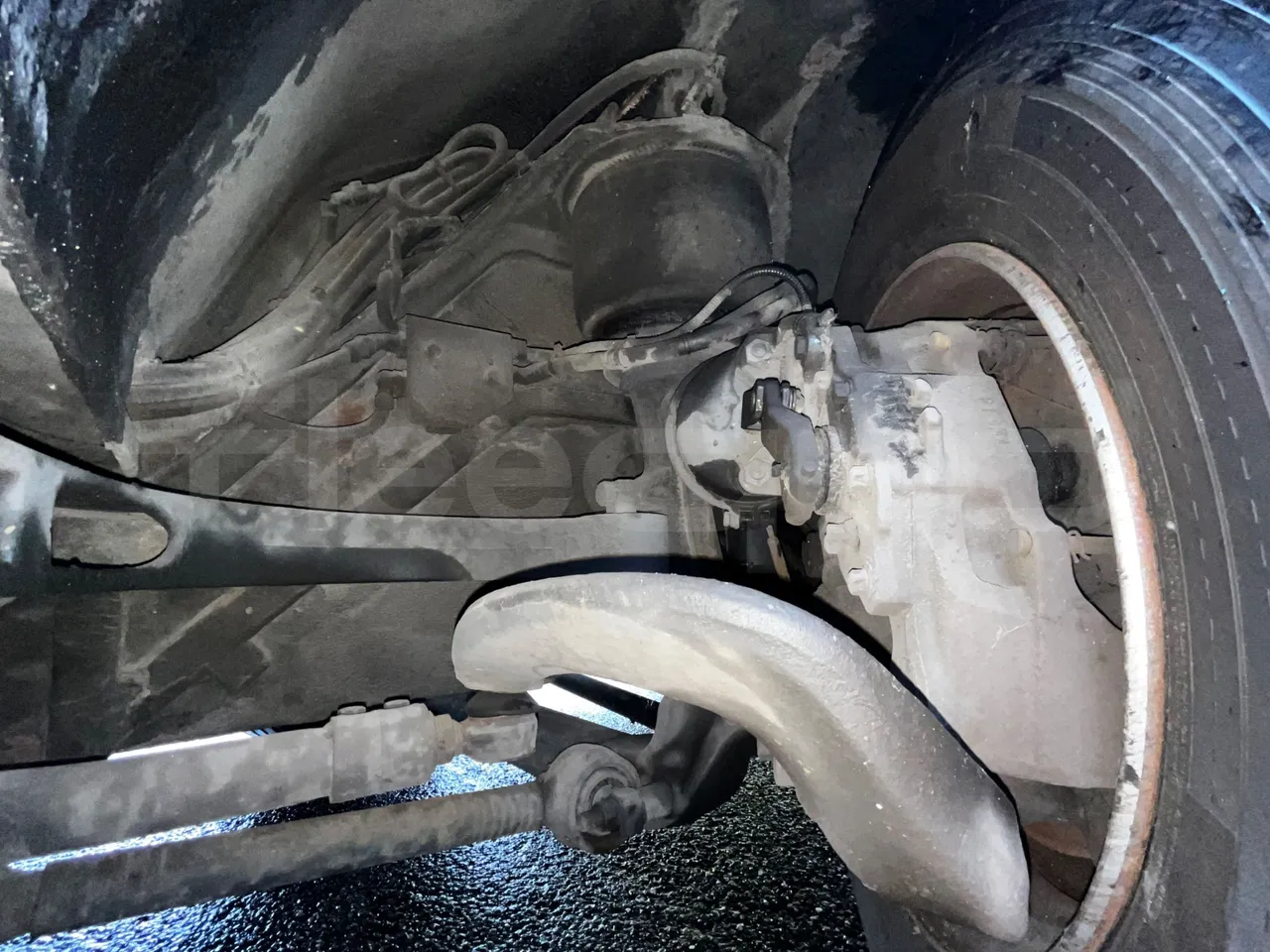 Heuliez GX127 GX 127 - Euro 5 - 194 kW - 10.645 mt - front air springs right