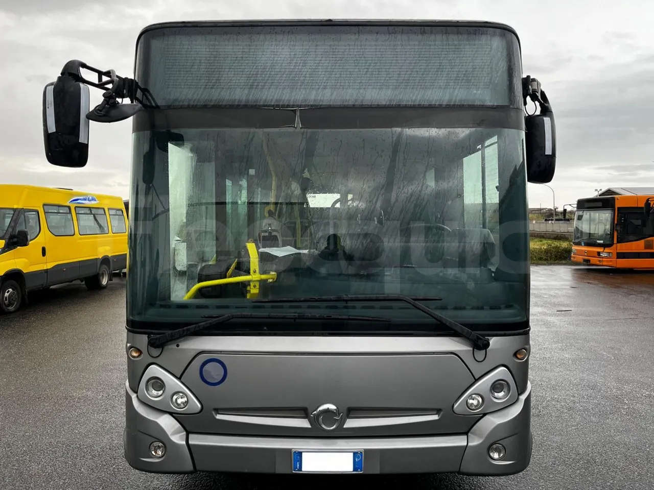 Heuliez GX127 GX 127 - Euro 5 - 194 kW - 10.645 mt - front photo