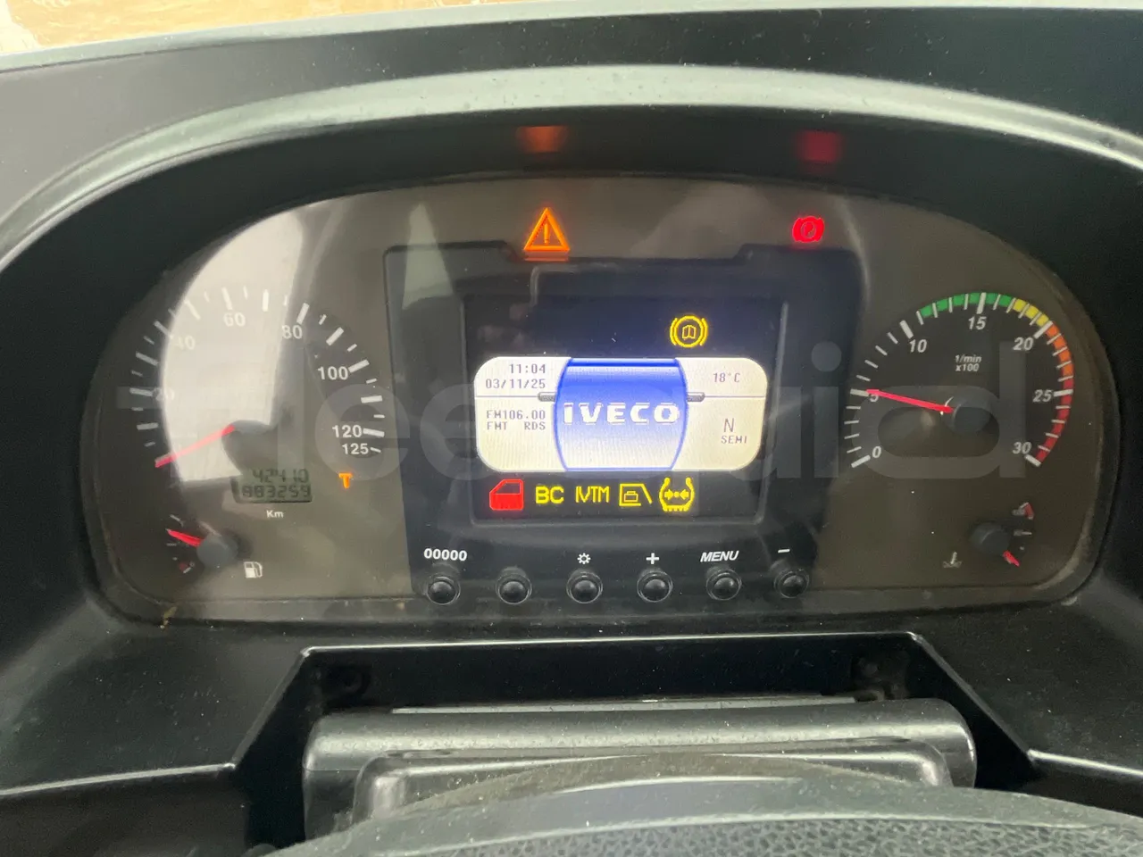 Iveco Magelys SFR2XX - Euro6 - 12,83m - 294kw - dashboard lights on