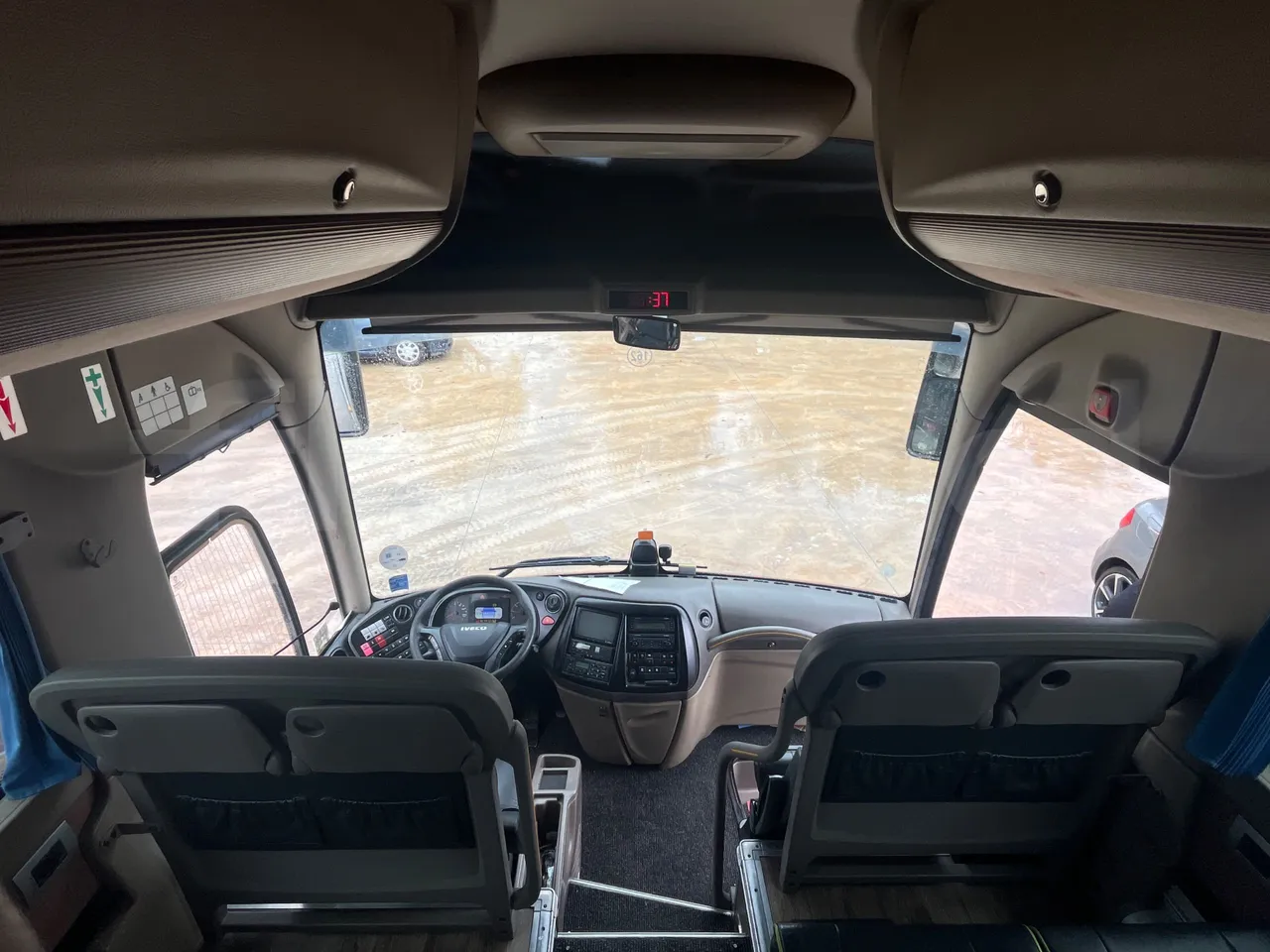 Iveco Magelys SFR2XX - Euro6 - 12,83m - 294kw - disabled area photo