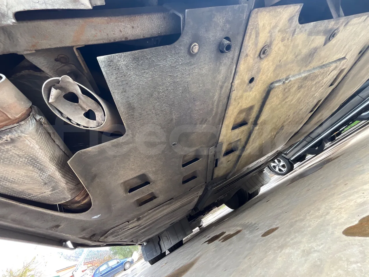 Iveco Magelys SFR2XX - Euro6 - 12,83m - 294kw - engine without protection