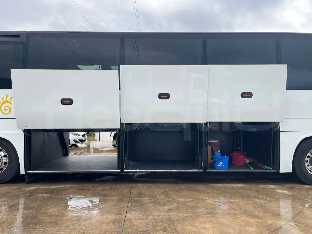 Iveco Magelys SFR2XX - Euro6 - 12,83m - 294kw - luggage rack photo