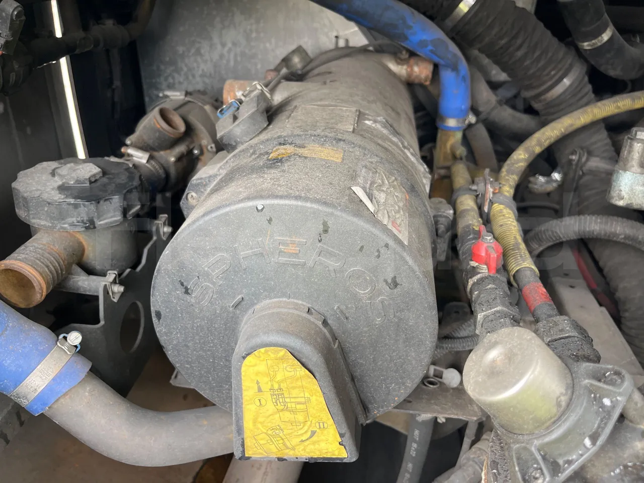 Iveco Magelys SFR2XX - Euro6 - 12,83m - 294kw - preheater webasto photo