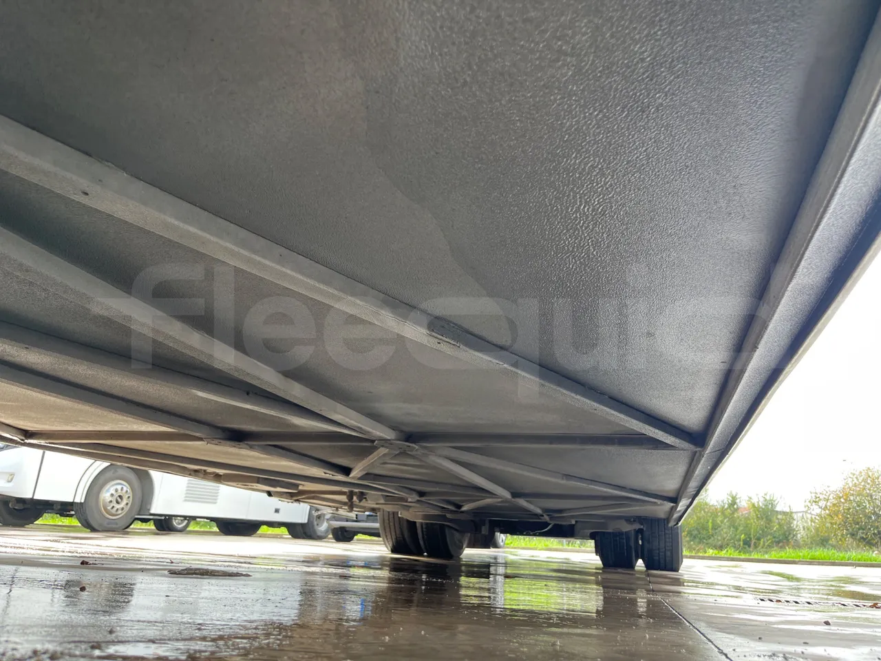 Iveco Magelys SFR2XX - Euro6 - 12,83m - 294kw - central undercarriage photo