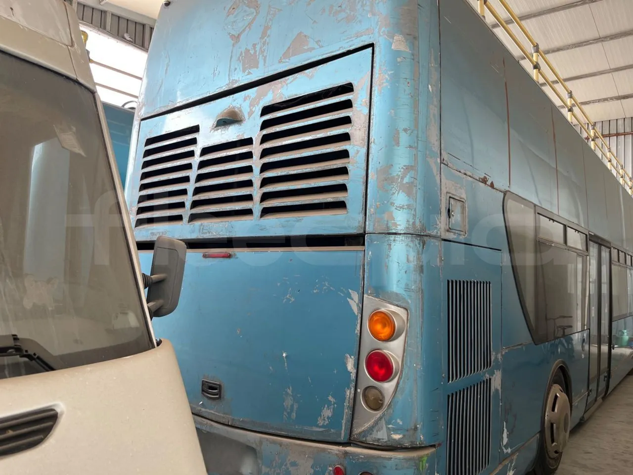 Volvo Urbis B9TL/ Euro 4 - 193 Kw - 12 Mt - rear hatch closed
